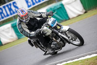 Vintage-motorcycle-club;eventdigitalimages;mallory-park;mallory-park-trackday-photographs;no-limits-trackdays;peter-wileman-photography;trackday-digital-images;trackday-photos;vmcc-festival-1000-bikes-photographs